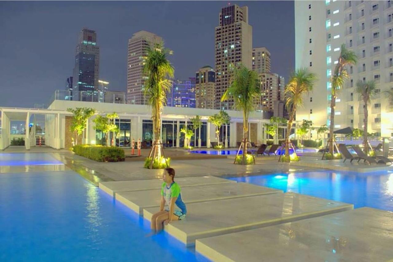 Linda'S Condo Manila Esterno foto